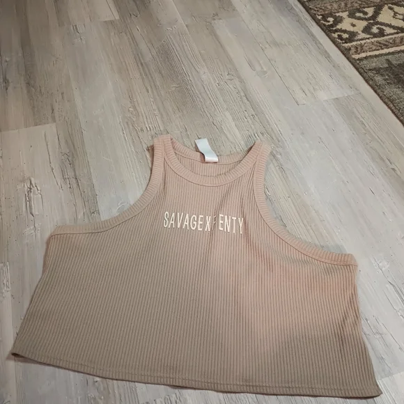 Savage Fenty - Picture 1 of 5